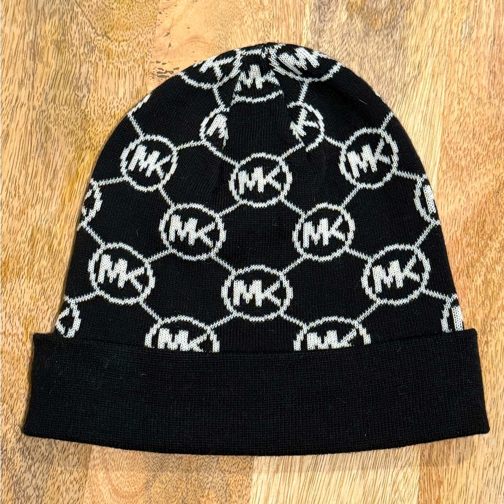 Michael Kors Black & White Cuffed Knit Beanie Hat